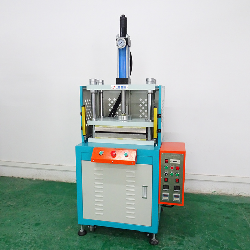 yqr四柱油压热压机