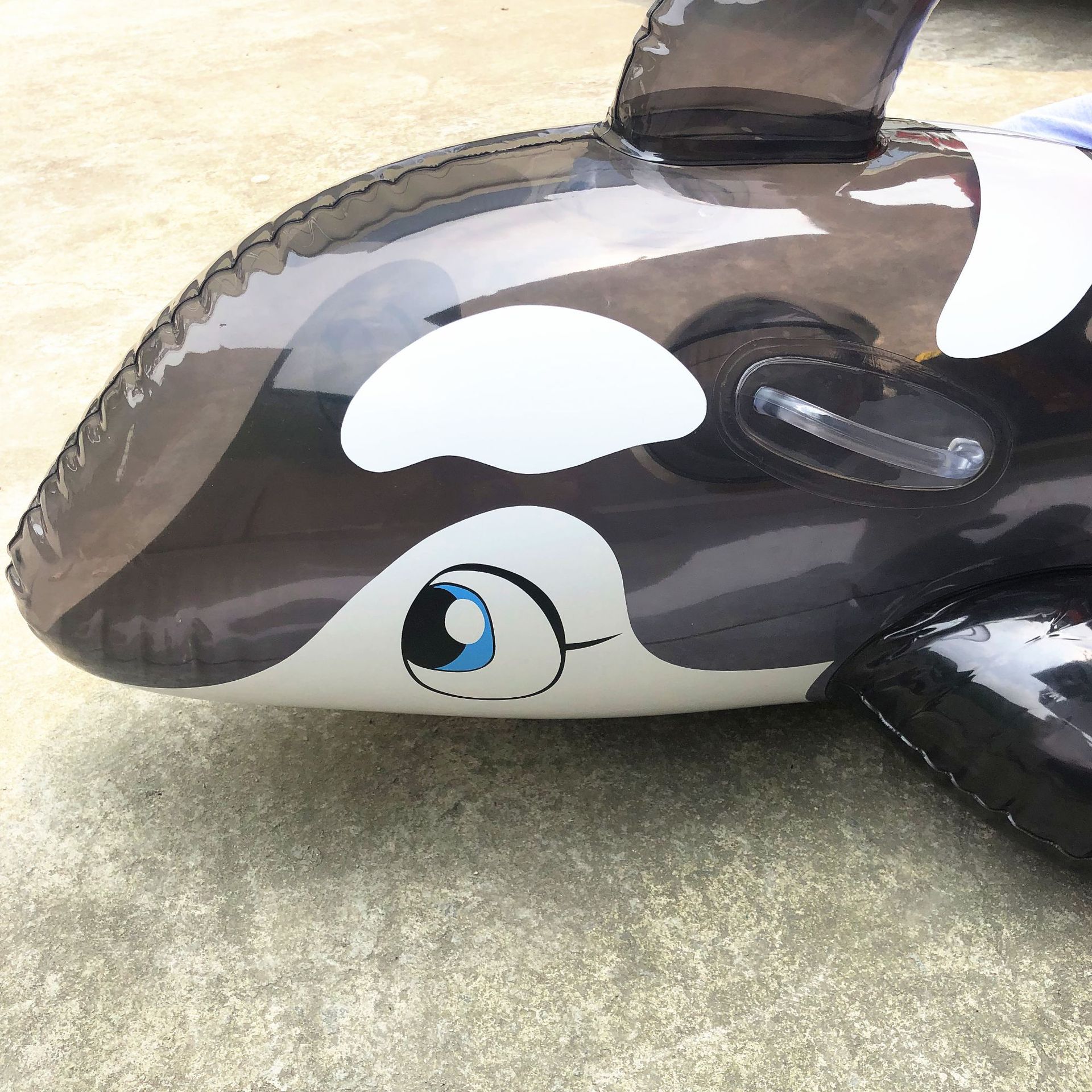 厂家直销加厚充气鲸鱼坐骑成人儿童水上戏水玩具亚马逊热卖款定制