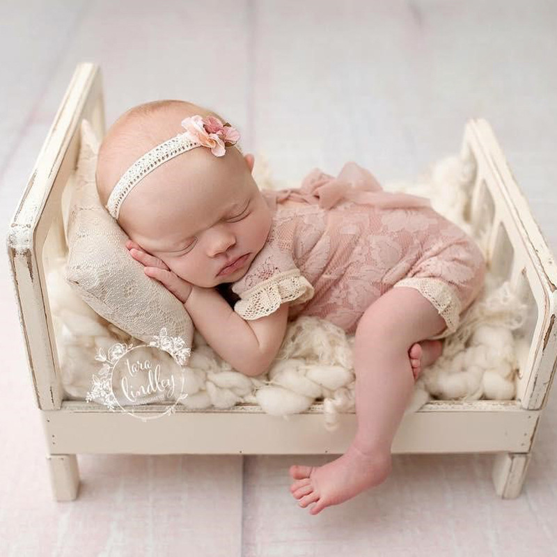 儿童摄影道具小床影楼拍照相百天新生儿小木床满月做旧婴儿拍照