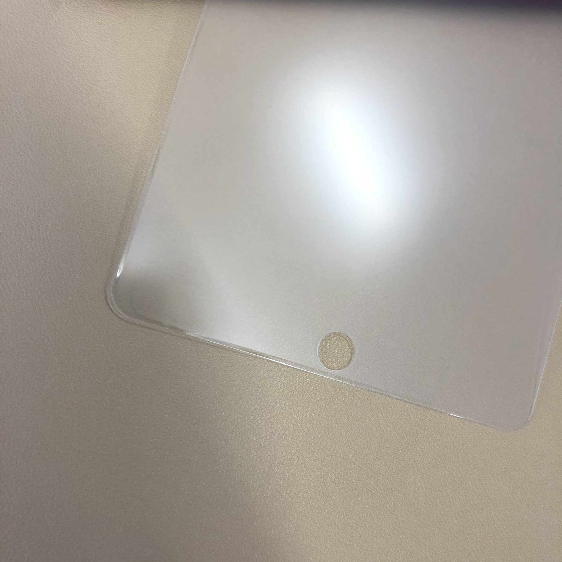 9寸平板磨砂钢化膜 ipad pro/air磨砂带亮边