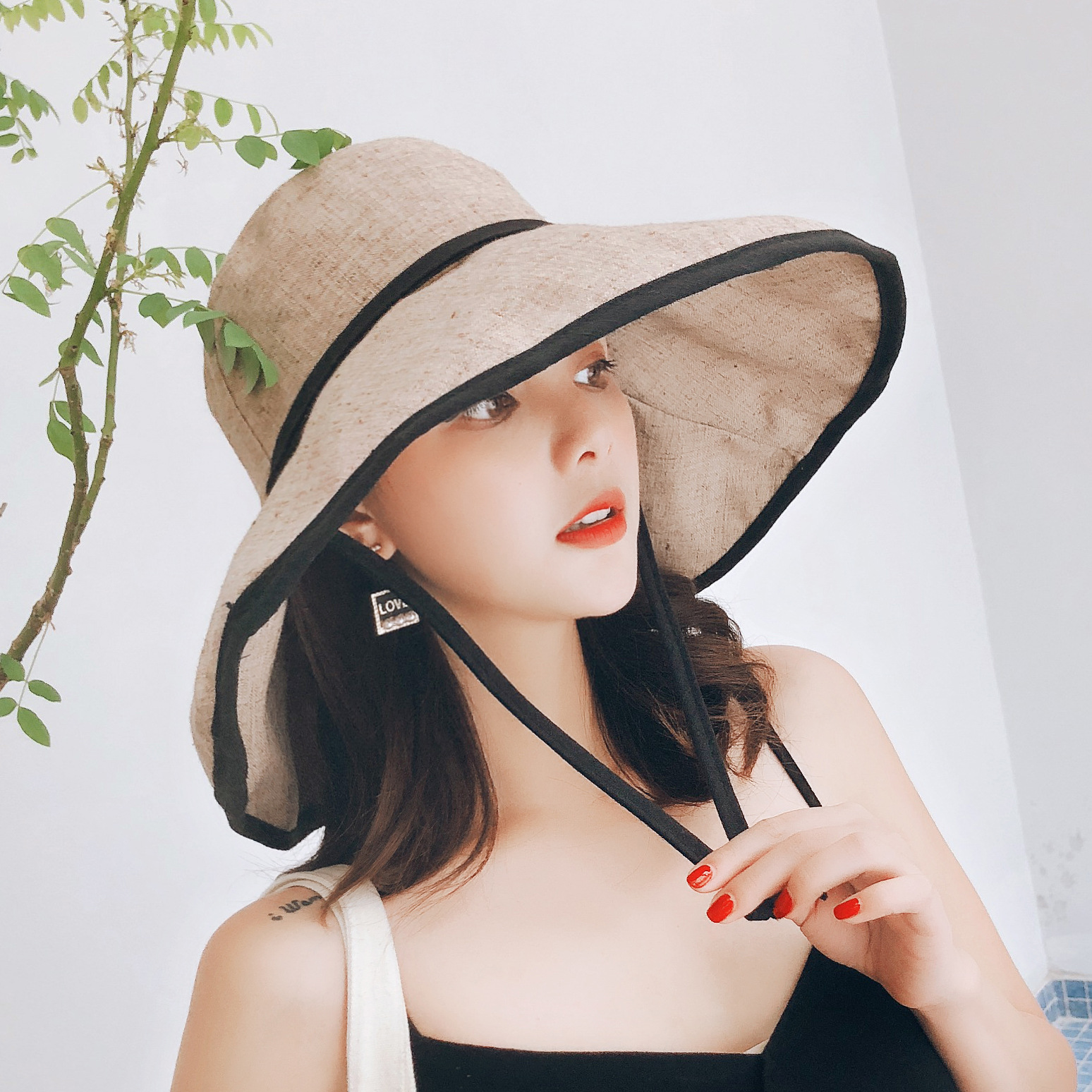 2019新款韩国大沿帽子女士甜美大宽檐系带遮阳帽太阳帽沙滩防晒帽