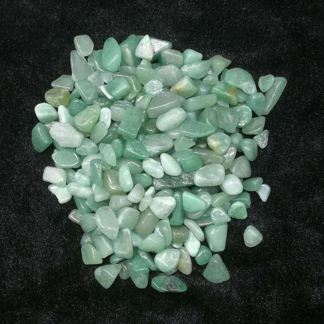 天然圆角绿东陵原石碎石 打磨抛光 花盆铺面鱼缸布景 厂家批发