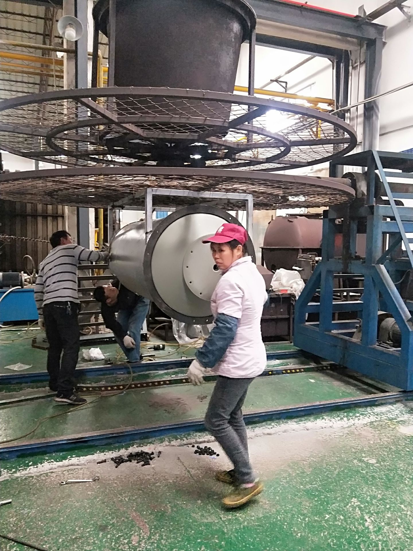 15*5*6(mm) 重量 :15000(kg) 成型方法 滚塑一次成型,其他 生产产品