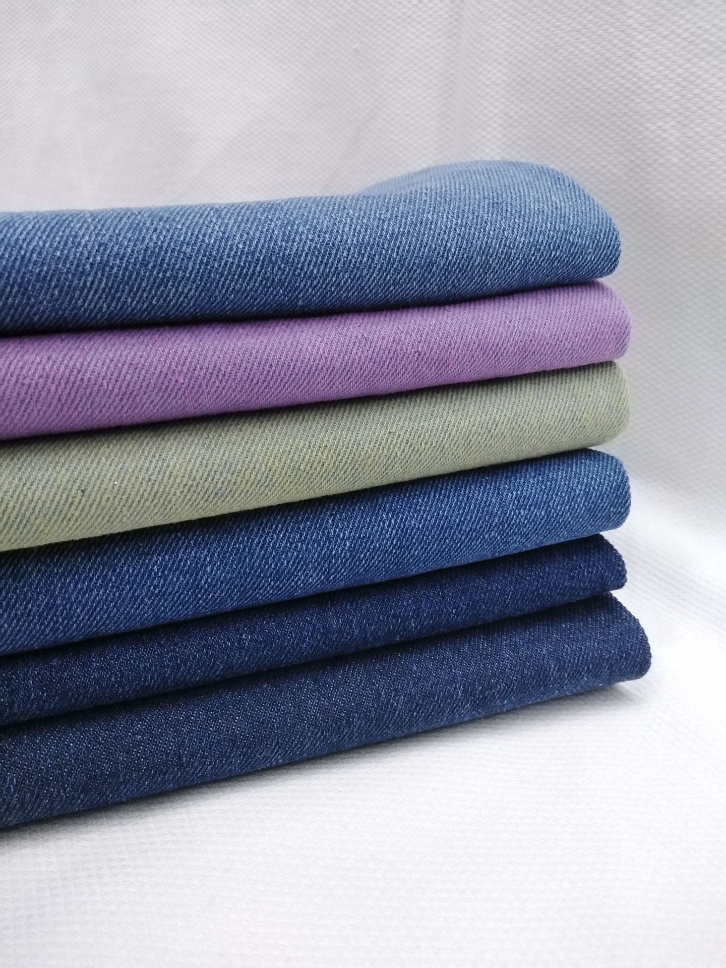 牛仔多色12安水洗斜纹牛仔布料定制怀旧复古 磨毛纺织 丹宁布