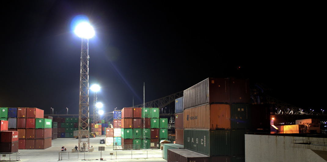 5度窄角远距离货柜码头照明塔吊灯 宽压耐盐雾防震200w聚光投光灯