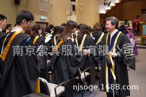 香港浸会大学硕士服 大学生毕业礼服学士服 学院演出服博士服包邮