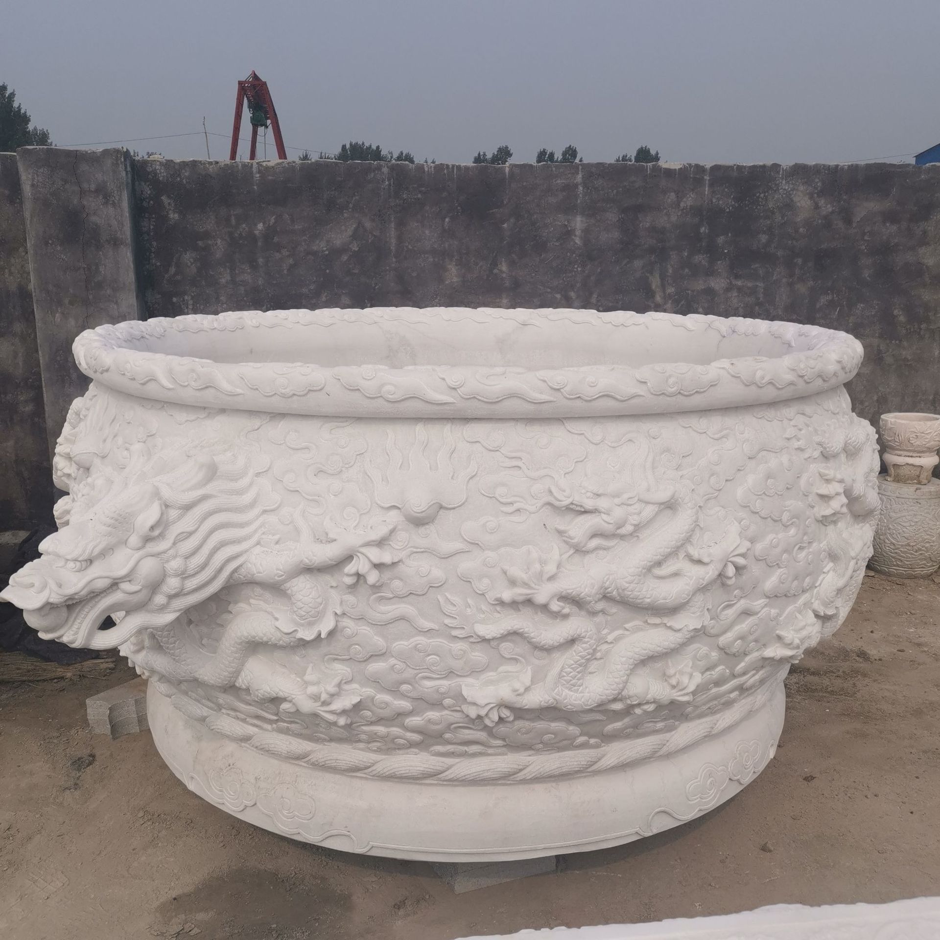 石雕花盆鱼缸白石制雕刻 园林工艺品龙盆摆件 仿古石雕花盆汉白玉