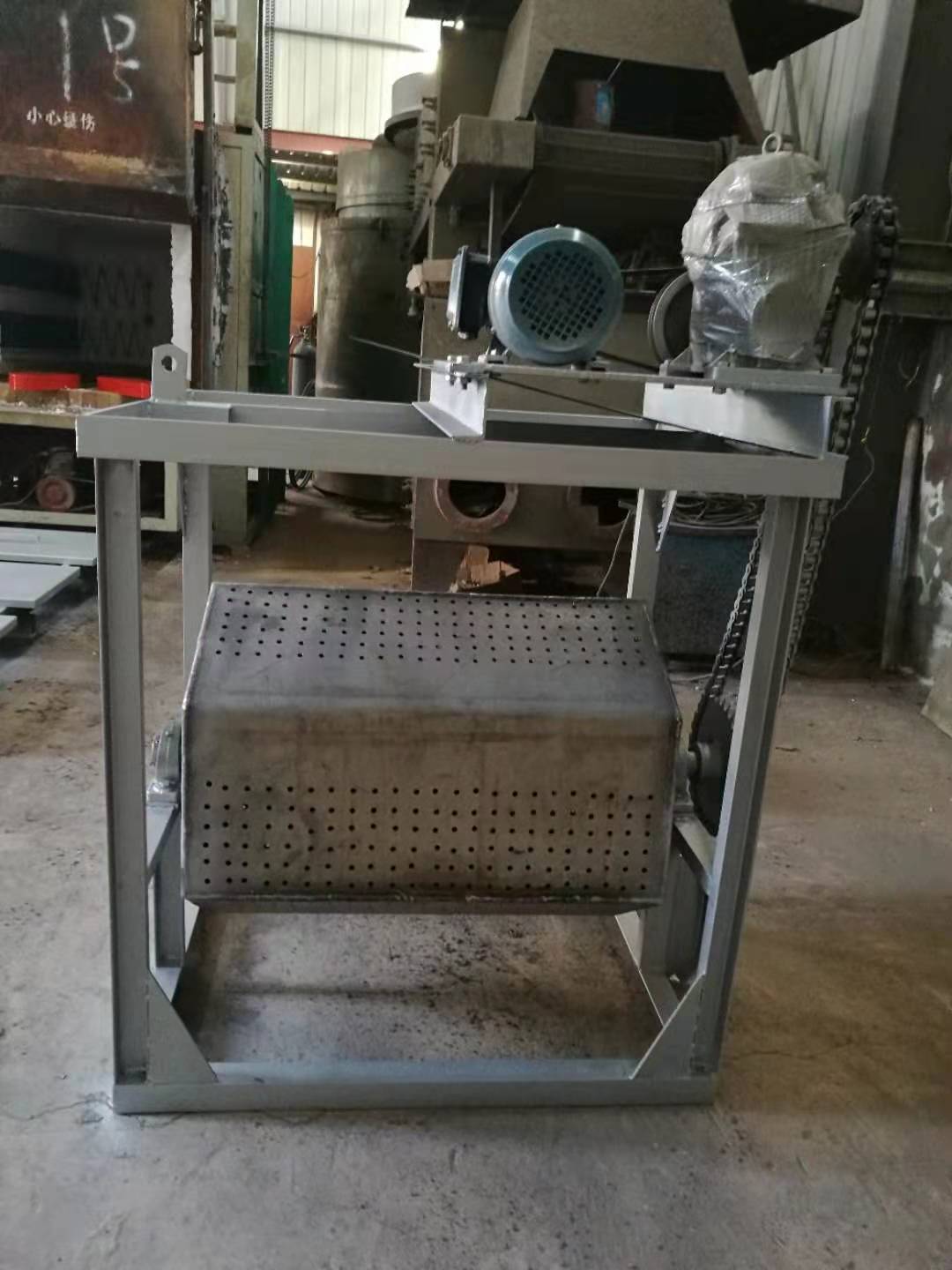 供应中小型发黑发蓝加热炉