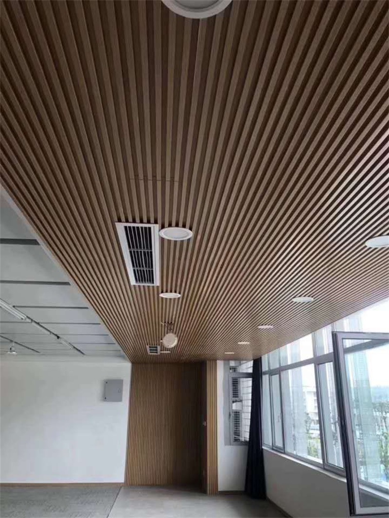 批发铝方通 u型办公室铝天花超市商场吊顶 吊顶装饰材料加工定制