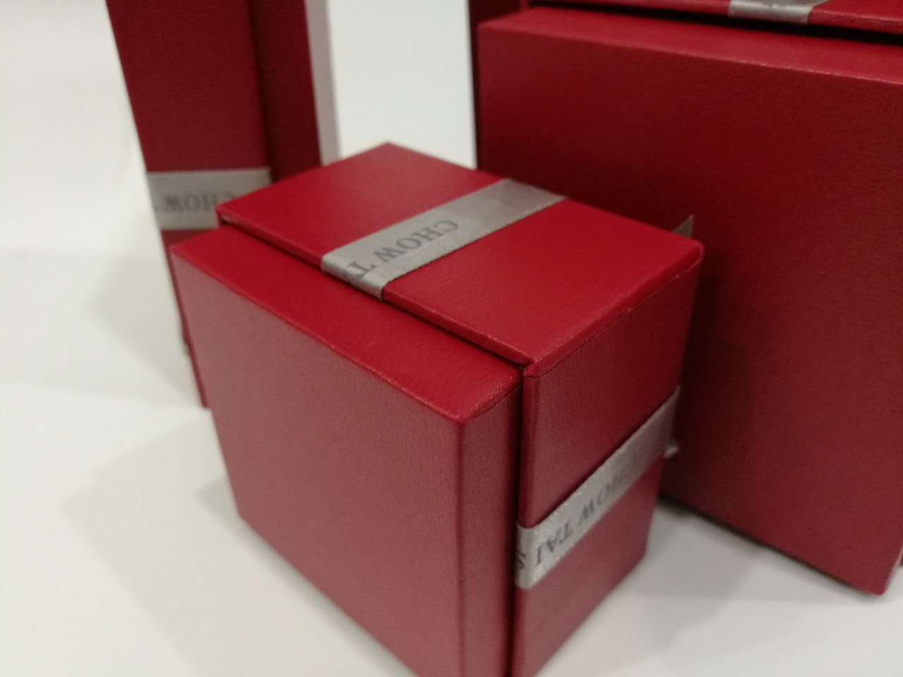 周大生首饰盒蝴蝶结丝带戒指盒吊坠盒手链盒手镯盒珠宝首饰盒批发