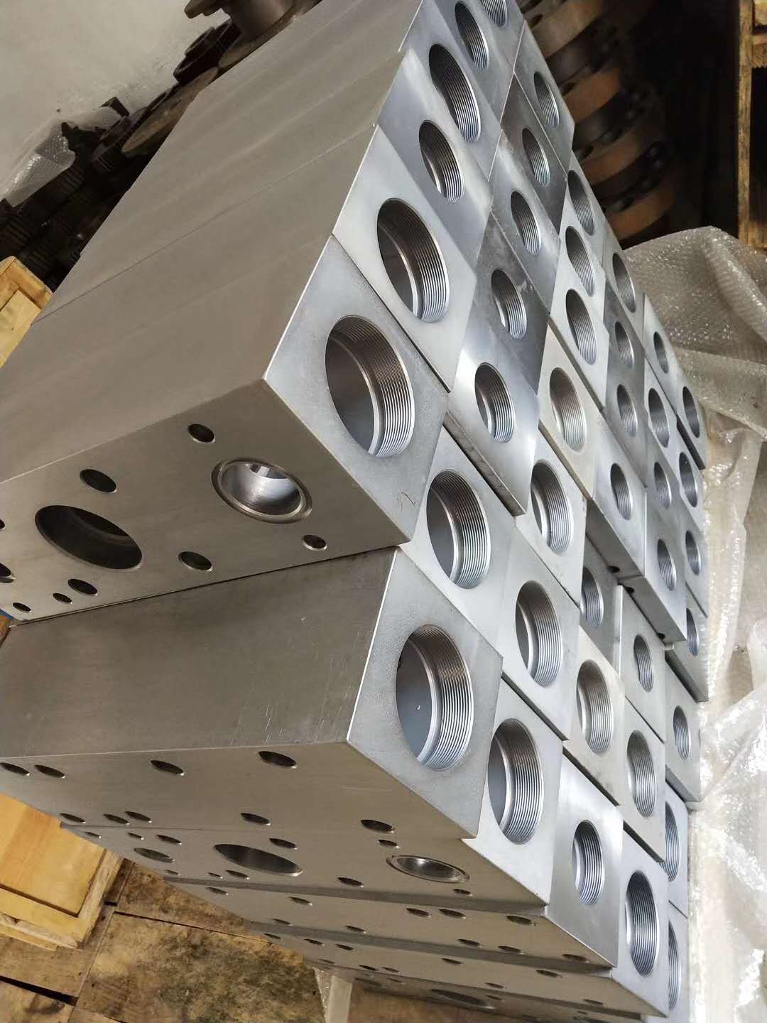 南京六合xpxt 04a乳化泵卸载阀和直通 南京六合80泵卸截阀价格优