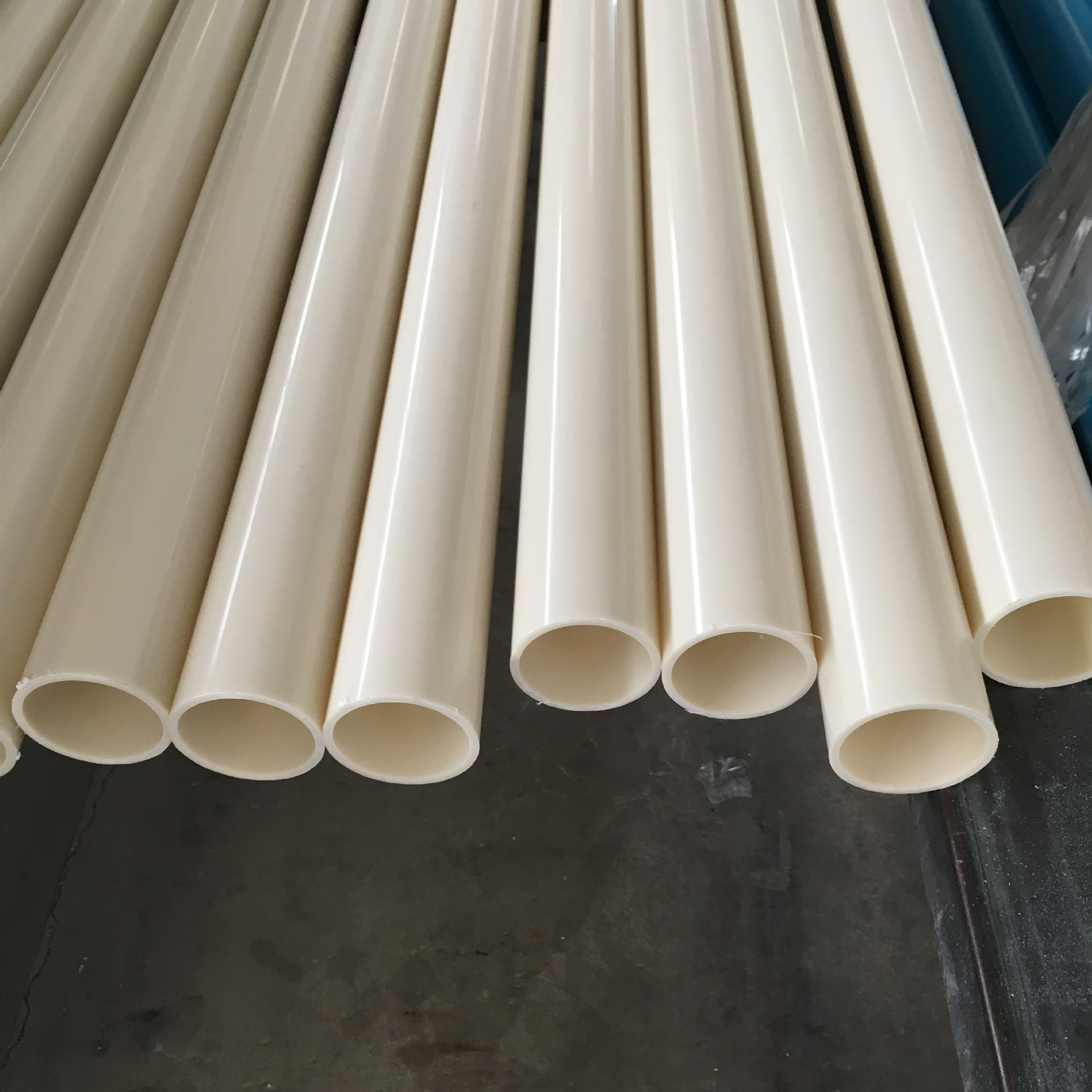 原色pvc管材定制 定做各种颜色upvc管 pvc水管98穿线管可扩口