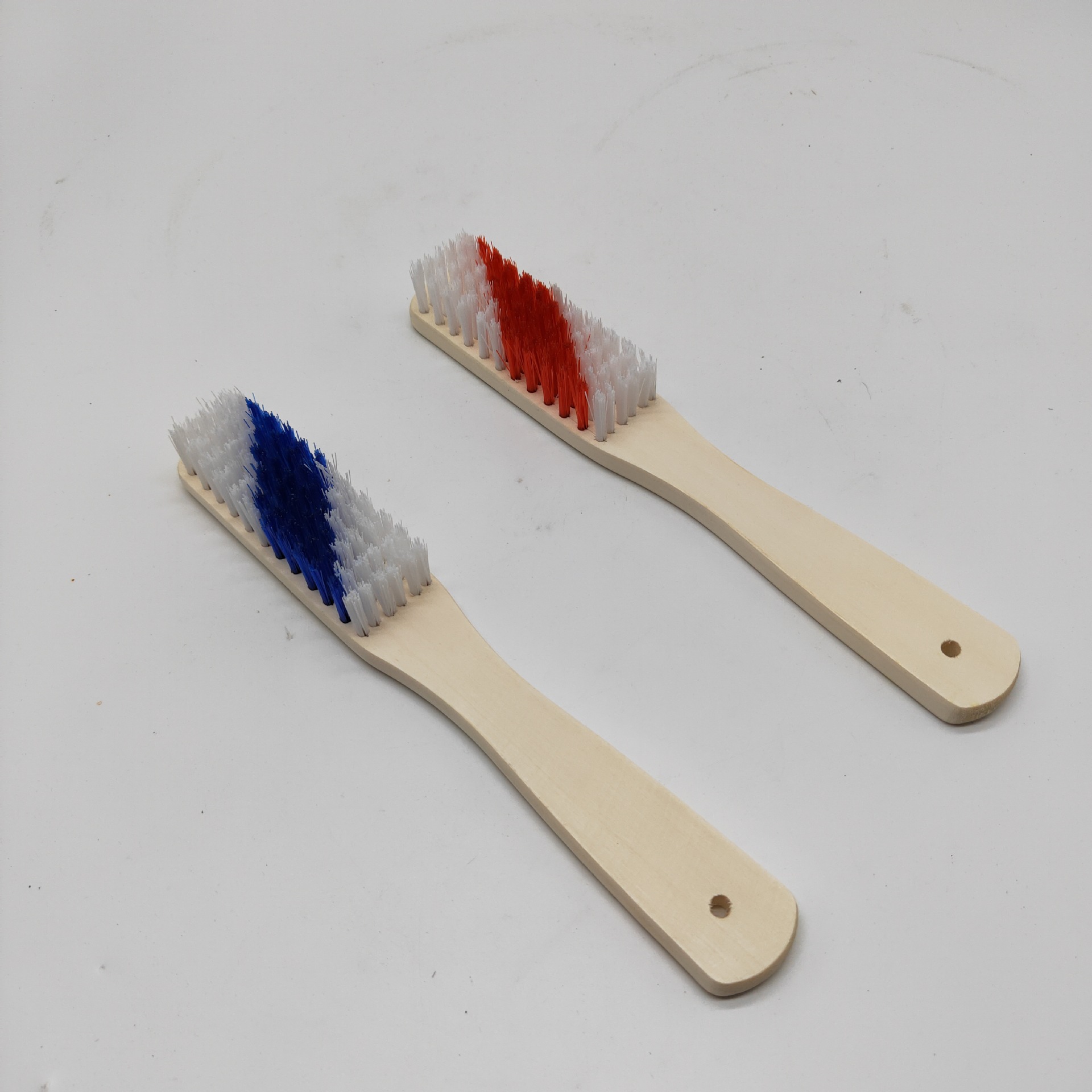 清洁用品鞋刷除泥污鞋刷木质双色衣刷二元超市两元店货源支持混批