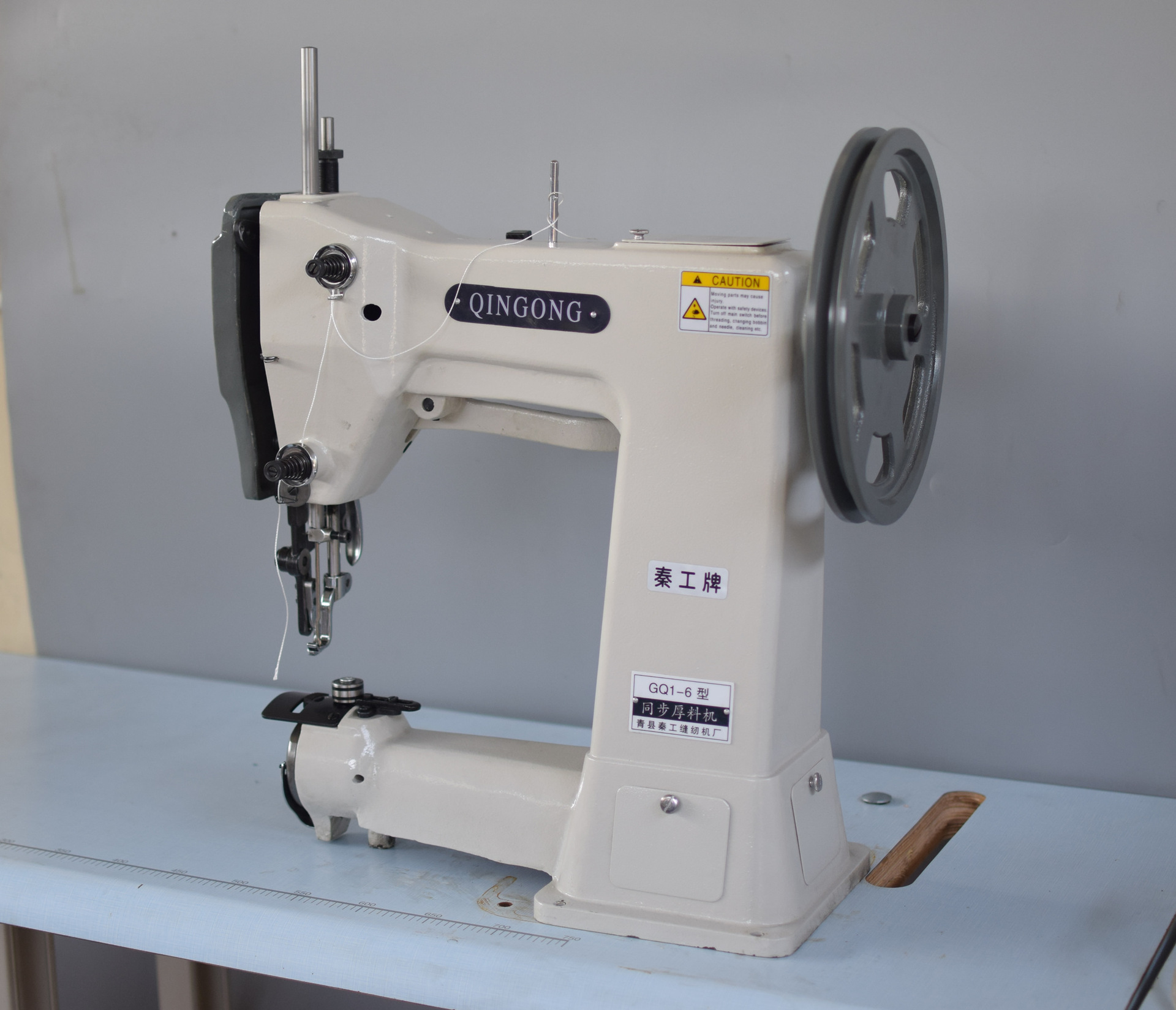 gq1-6-2同步厚料单线机,链式线迹缝纫机,鞋机,纳底机鞋底圈线