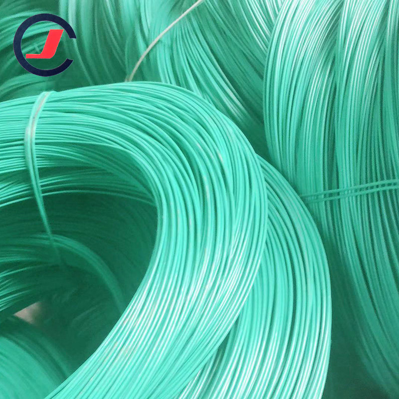 特点:经过深加工处理使塑料与镀锌铁丝牢固的结合在一起,使用寿命是