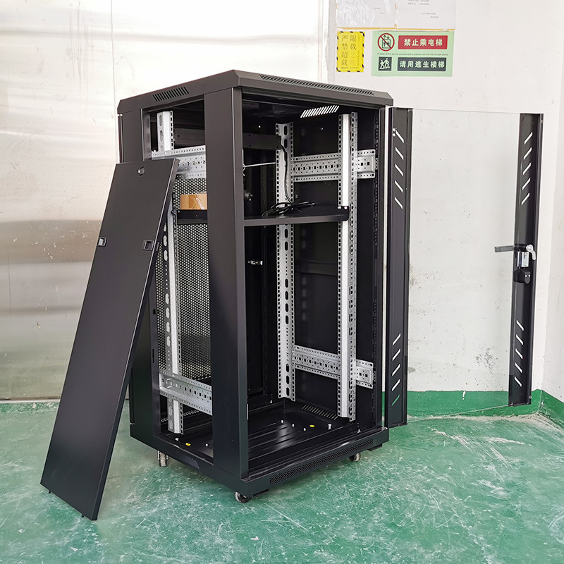19英寸标准机柜1米监控路由服务器弱电立式钣金属网络机柜加厚18u