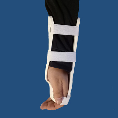 厂家供应手腕关节扭伤护具桡骨前臂骨折腕部矫形外固定高分子支具