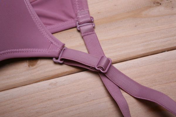 2021岱夫人光面8888 纯色u型内衣无钢圈一排扣文胸罩单件厂家批发