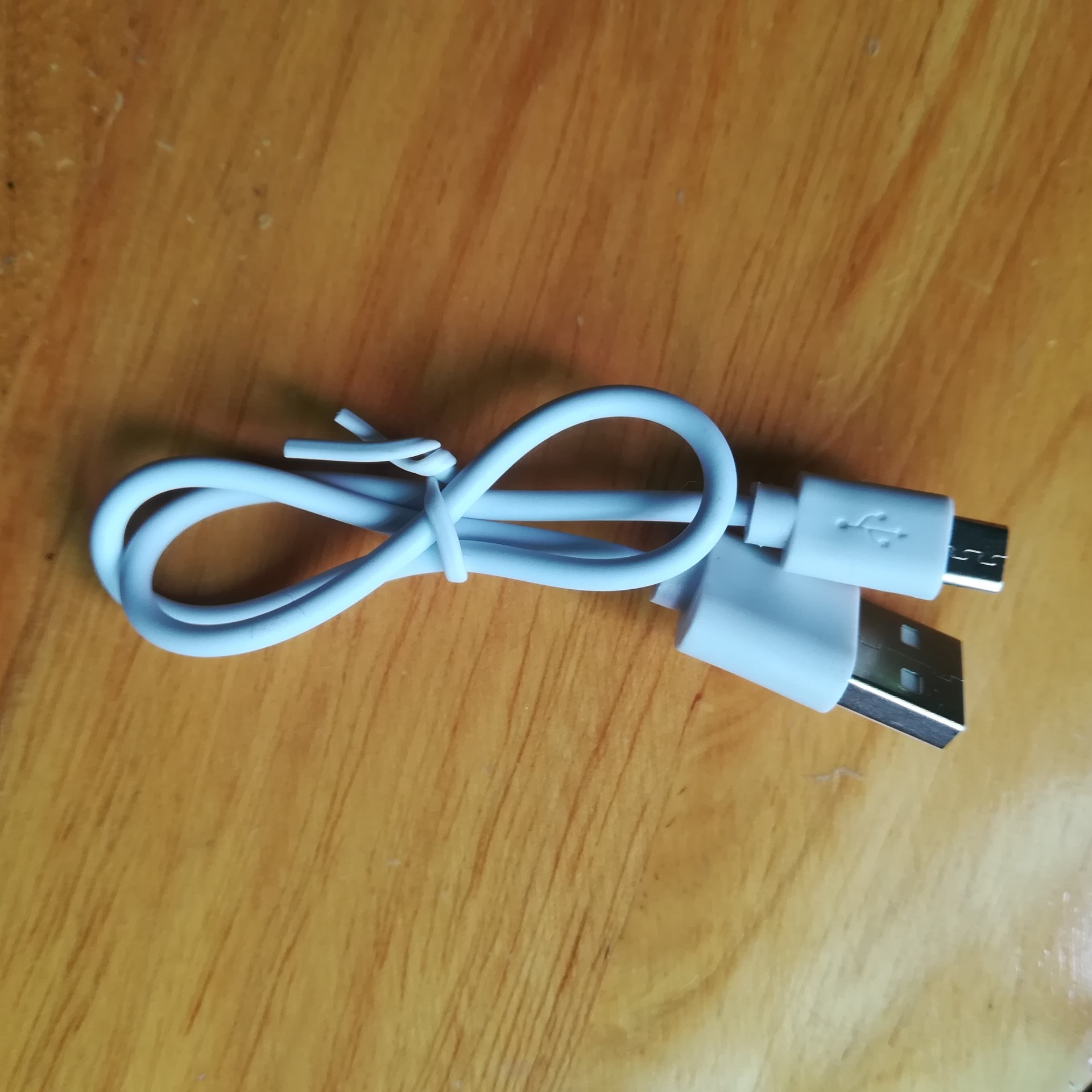 工厂爆款数据线配机线0.3米1a/2a 0.5m 1m乐视安卓usb充电线