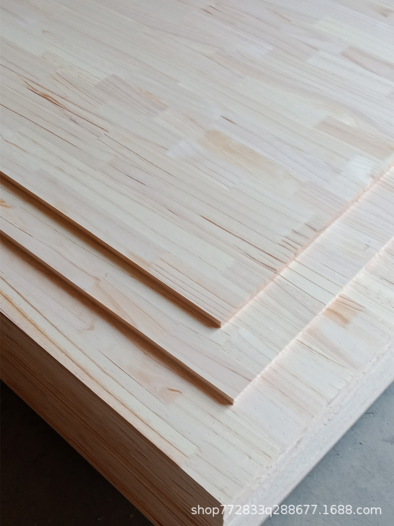 15mm辐射松指接板 实木集成材 松木拼板花纹直纹小油插接板家具板