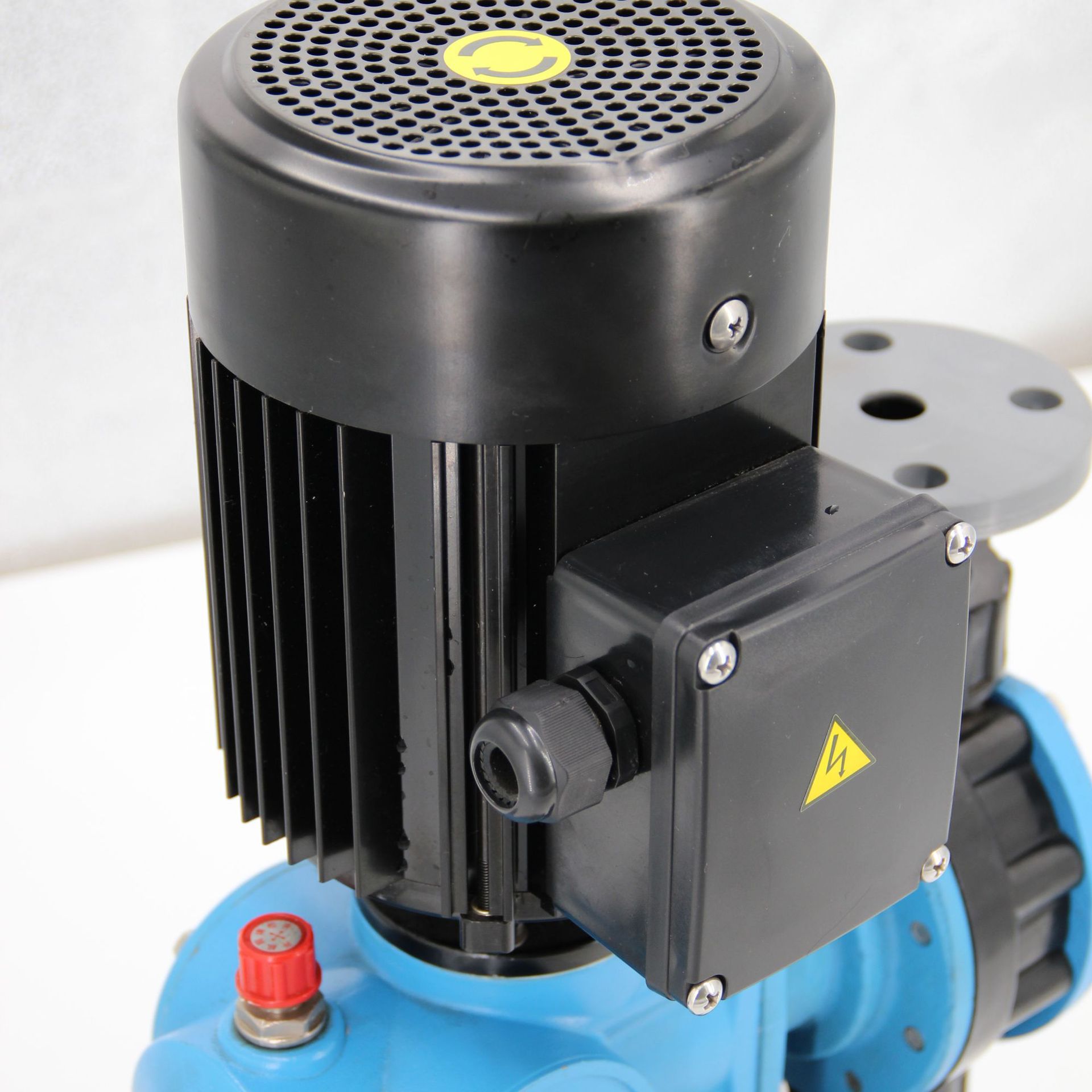 37kw隔膜计量加药泵 耐酸碱小流量高精度隔膜计量加药泵