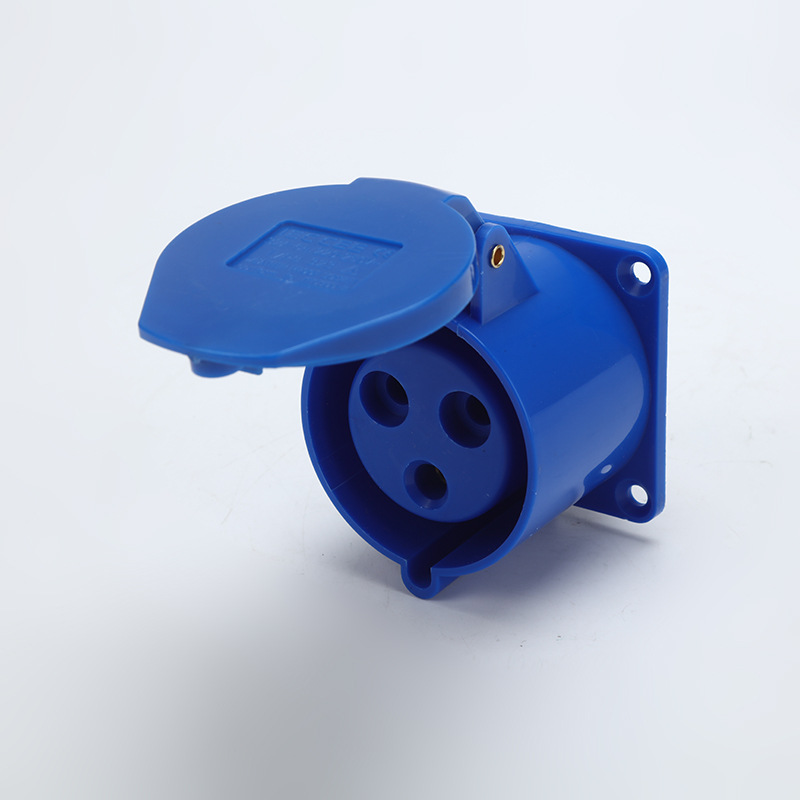 大量批发工业防水插座插头32a暗装直座110v/220v/400v工业插座