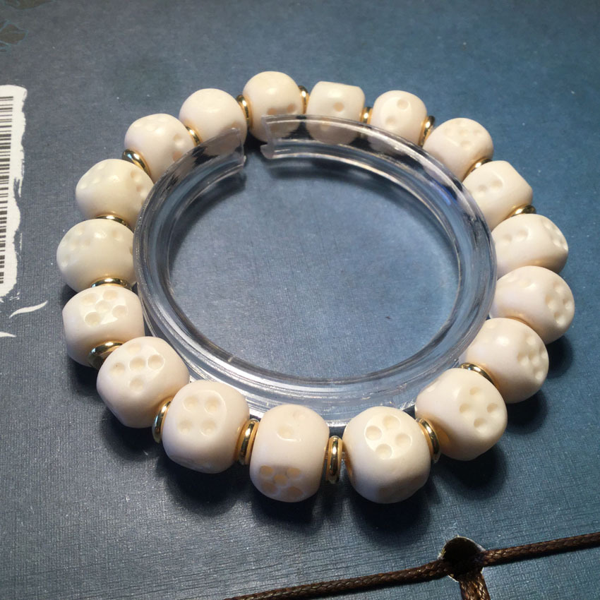 天然鹿骨雕刻骰子单圈手串 招财手链 鹿骨佛珠念珠情侣文玩手串