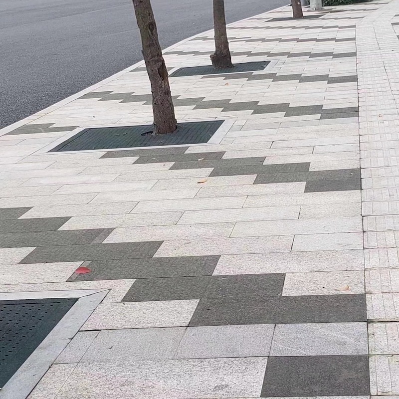 定制芝麻白花岗岩 浅灰色火烧板地铺台阶石图片 芝麻白火烧板厂家