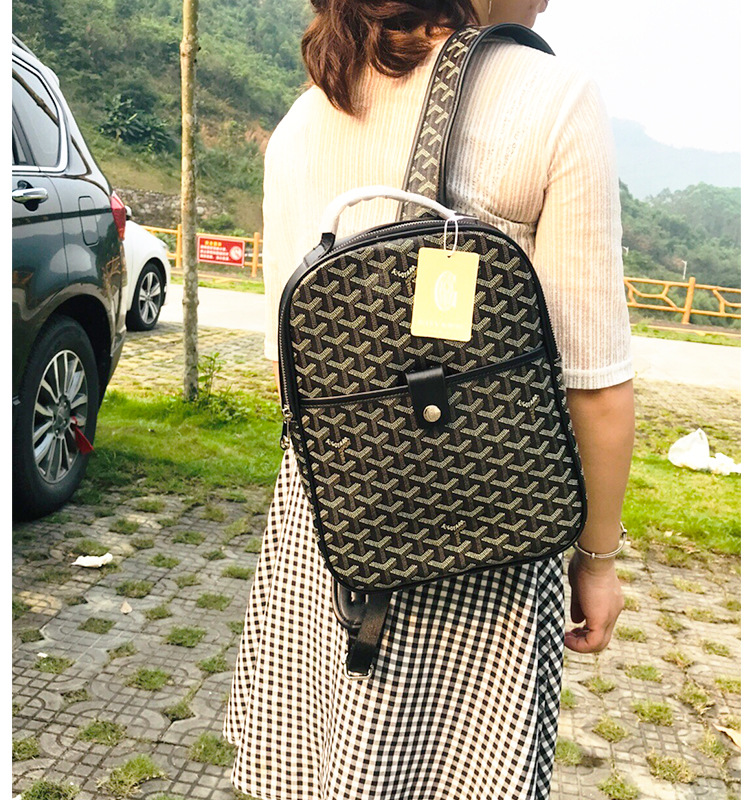 厂家直销2019新款真皮戈雅背包双肩包旅行包学生书包多功能电脑包