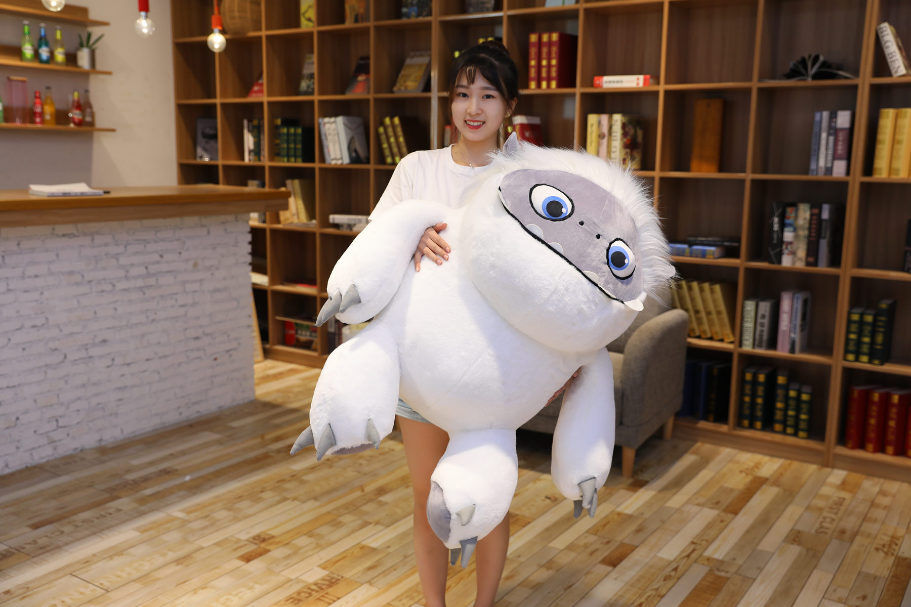 动漫卡通玩偶毛绒玩具大雪人毛怪造型公仔坐姿玩偶大号儿童娃娃