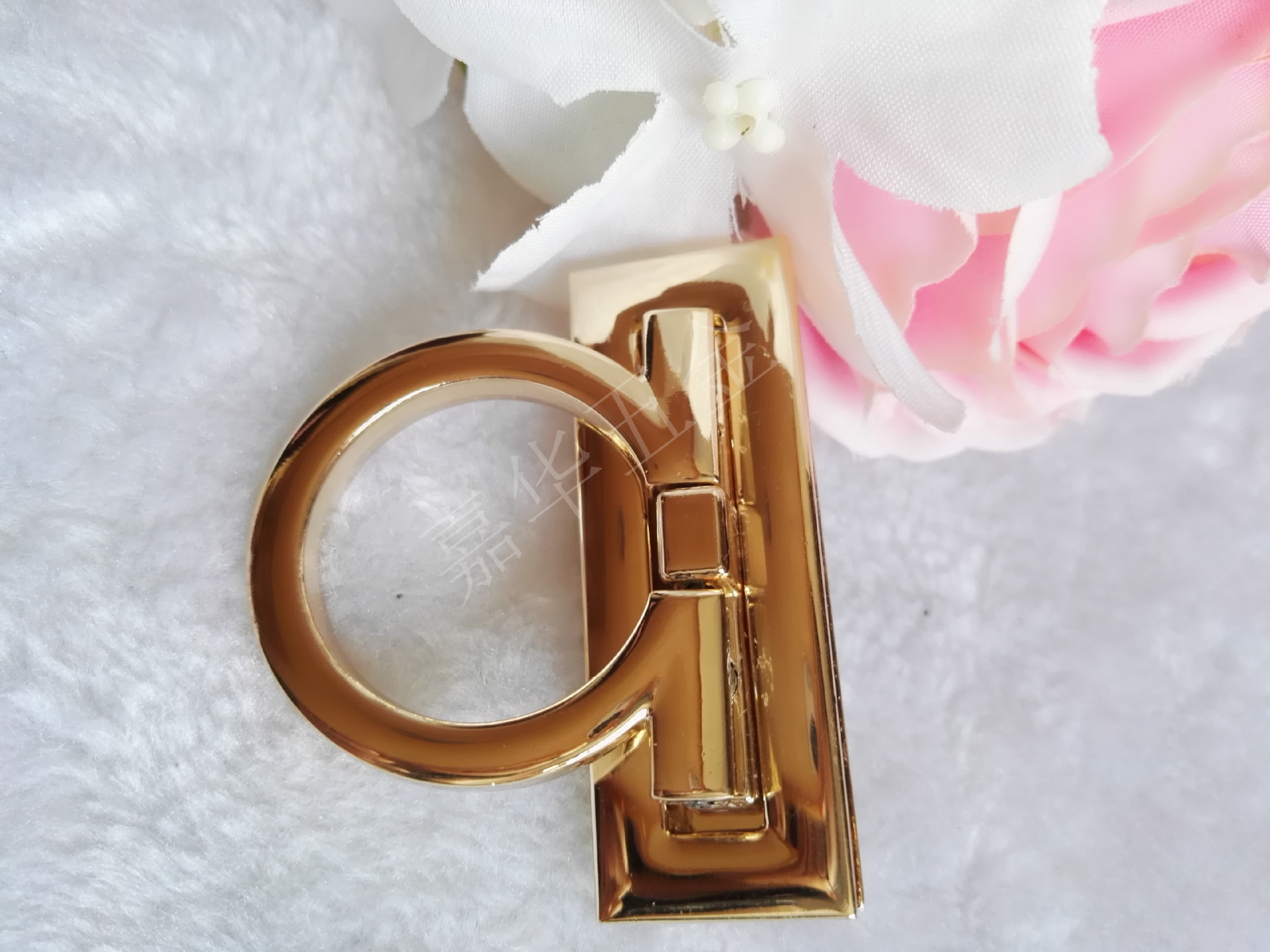 前幅锁扣牛鼻锁 锌合金锁 metal lock