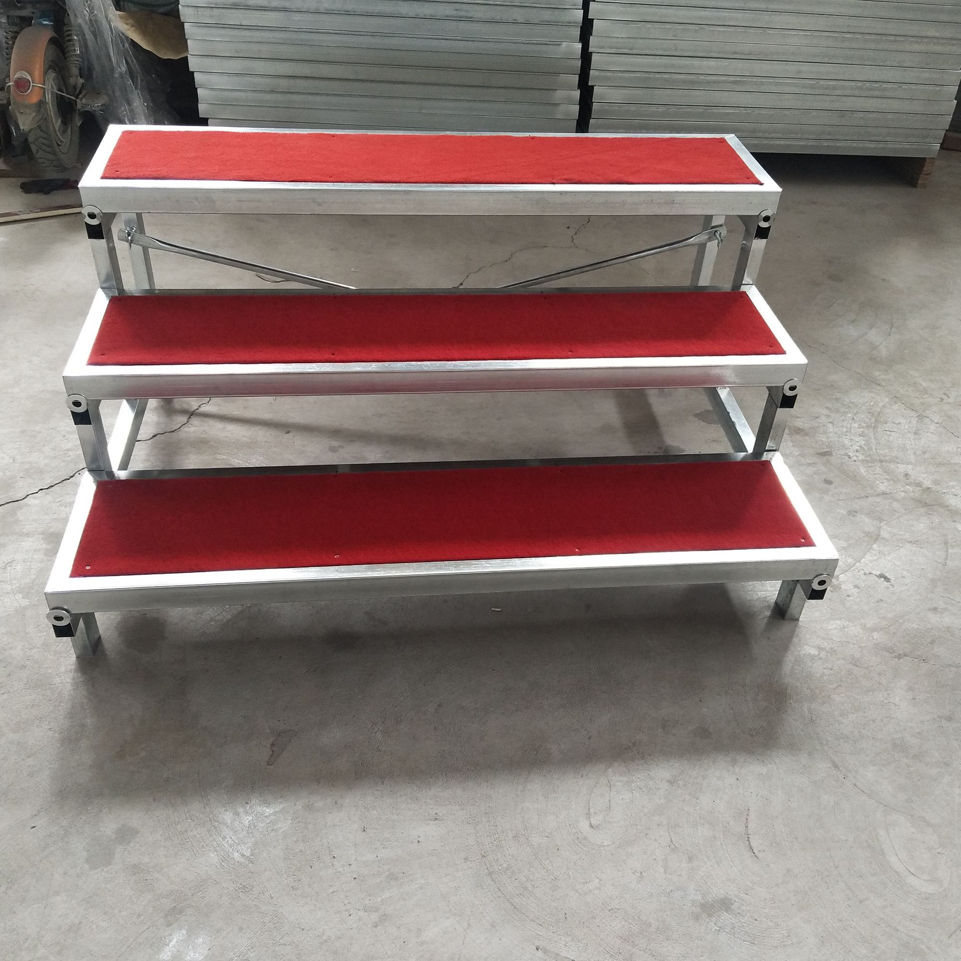 厂家直销学生集体合唱台 台阶快装 梯子踏步梯 二层三层四层合唱