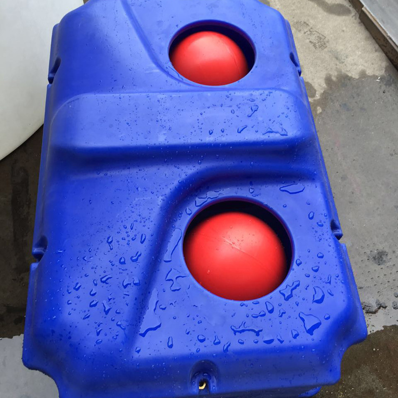 养殖场用保温加热聚乙烯水槽 本公司常年出售塑料牛饮水槽