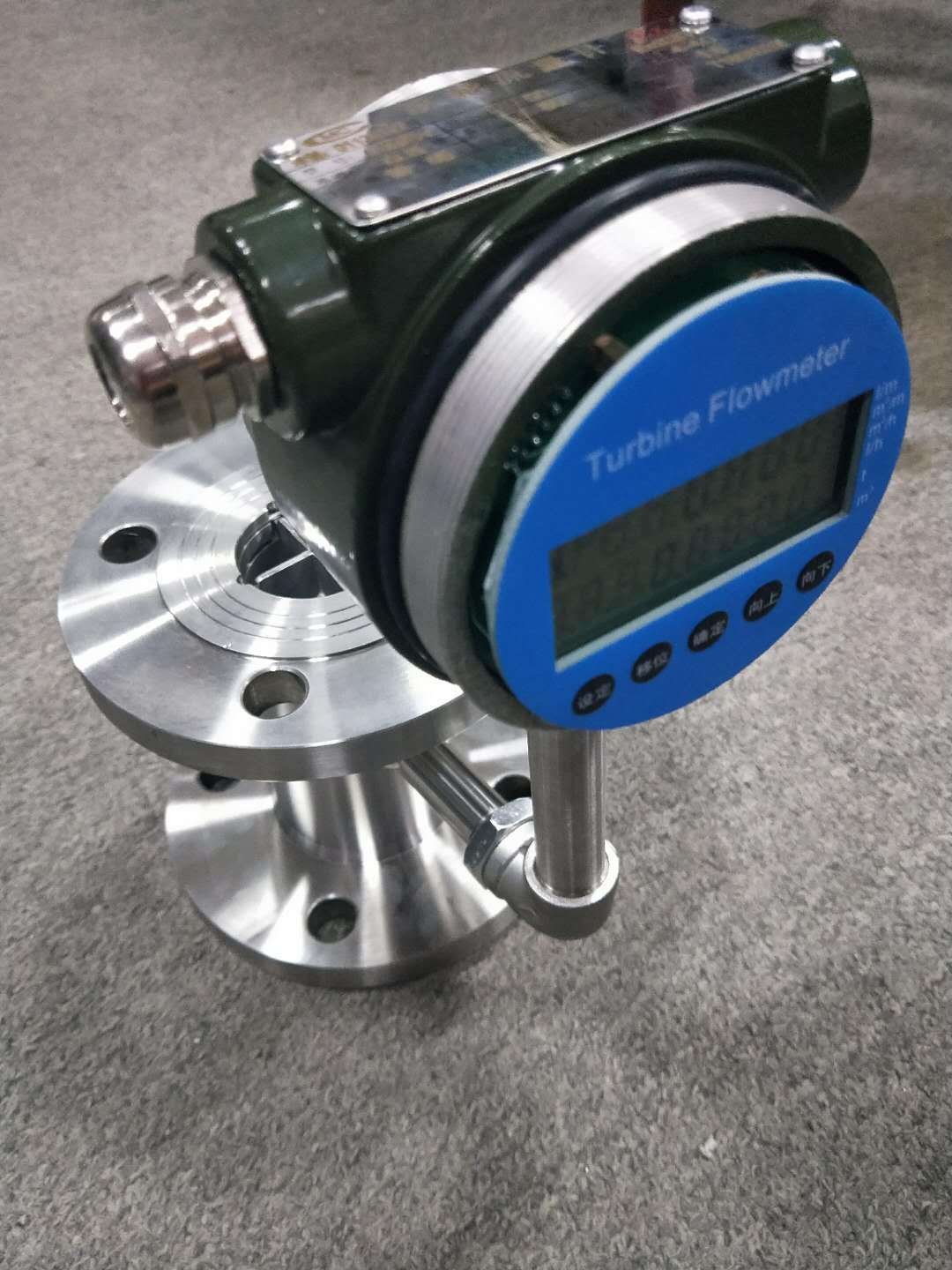 液体涡轮流量计厂家纯水/氨水/酒精/药液/除盐水/柴油/汽油流量计