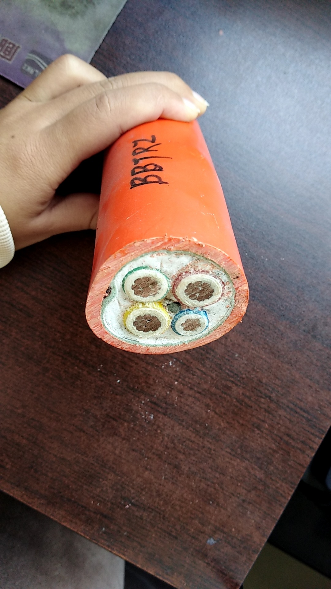 柔性矿物质绝缘无金属护套电缆bbtrz