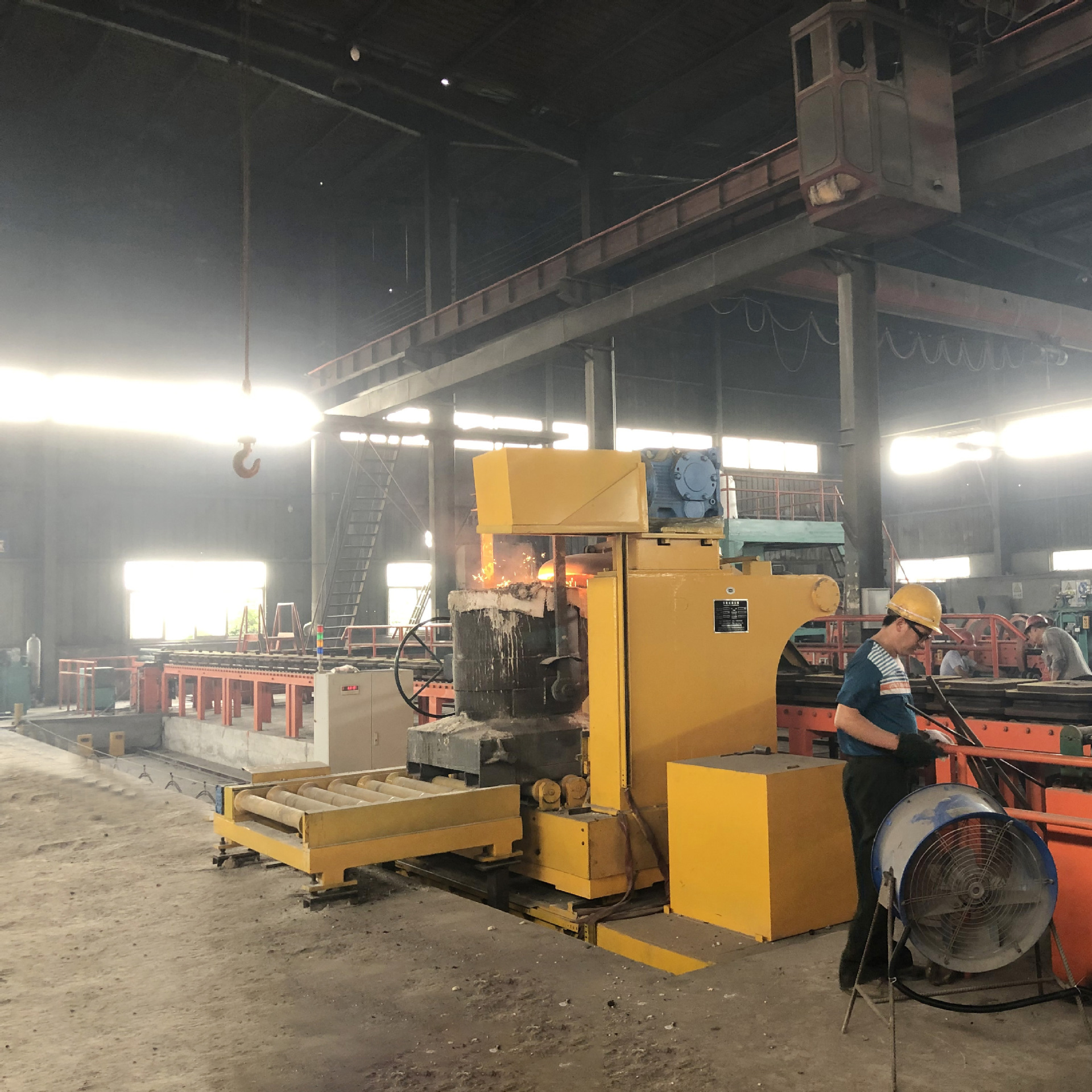 【高性价比】全自动大容量铁水浇注机