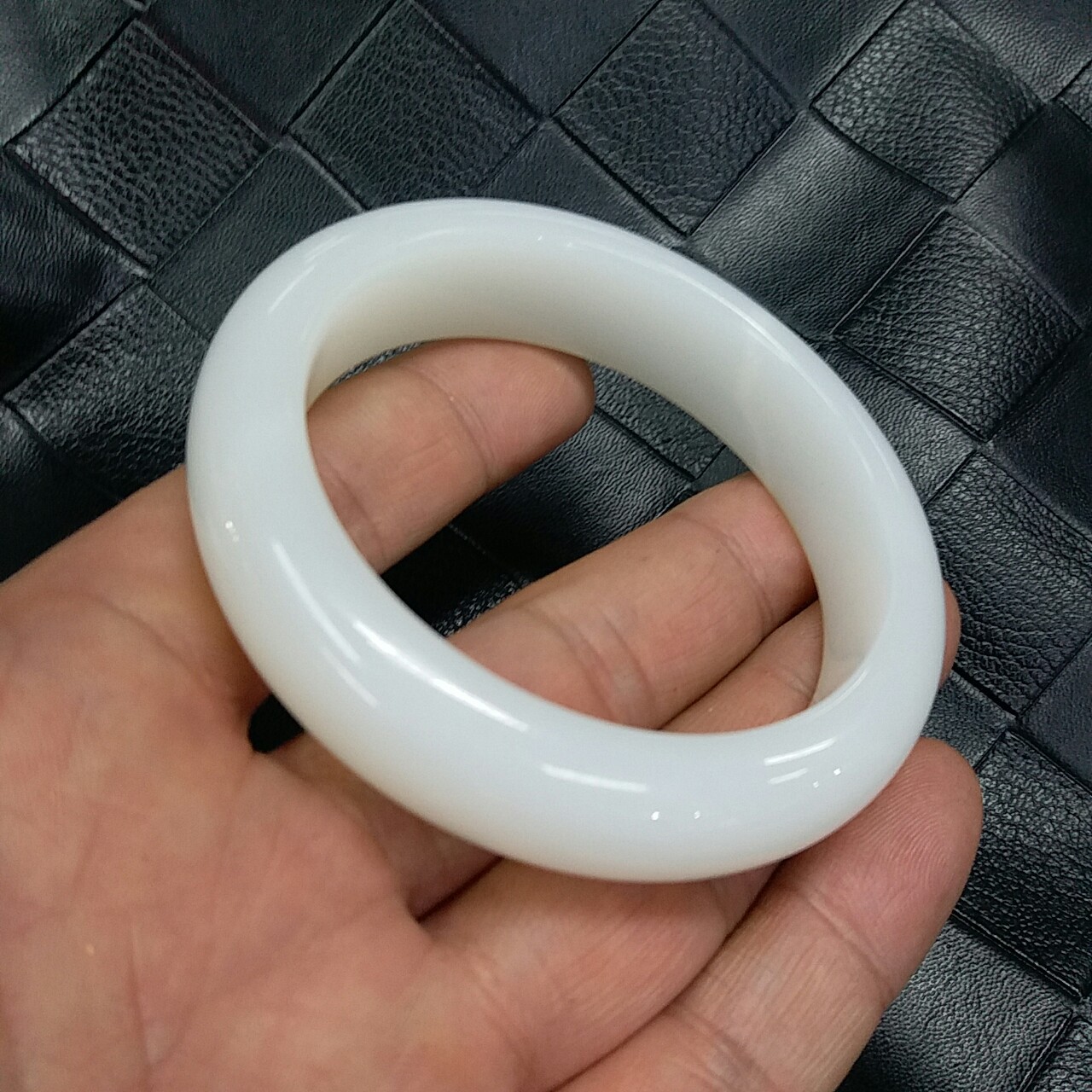 和田玉羊脂玉手镯青海料白玉手饰玉石手镯厂家带证书一件代发