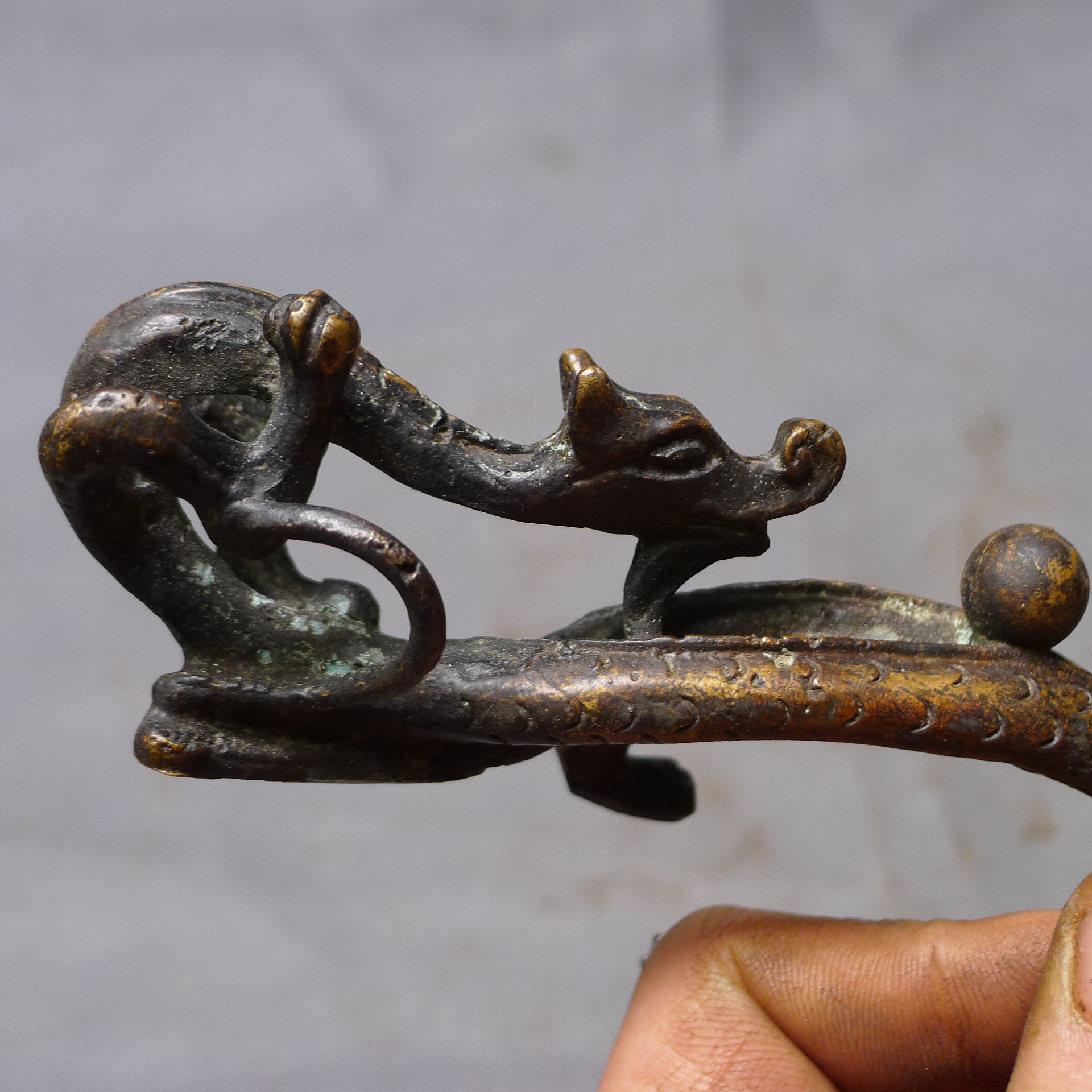 古玩杂件铜笔架批发文房四宝书创意仿古礼物跨境货源仿古笔架优惠