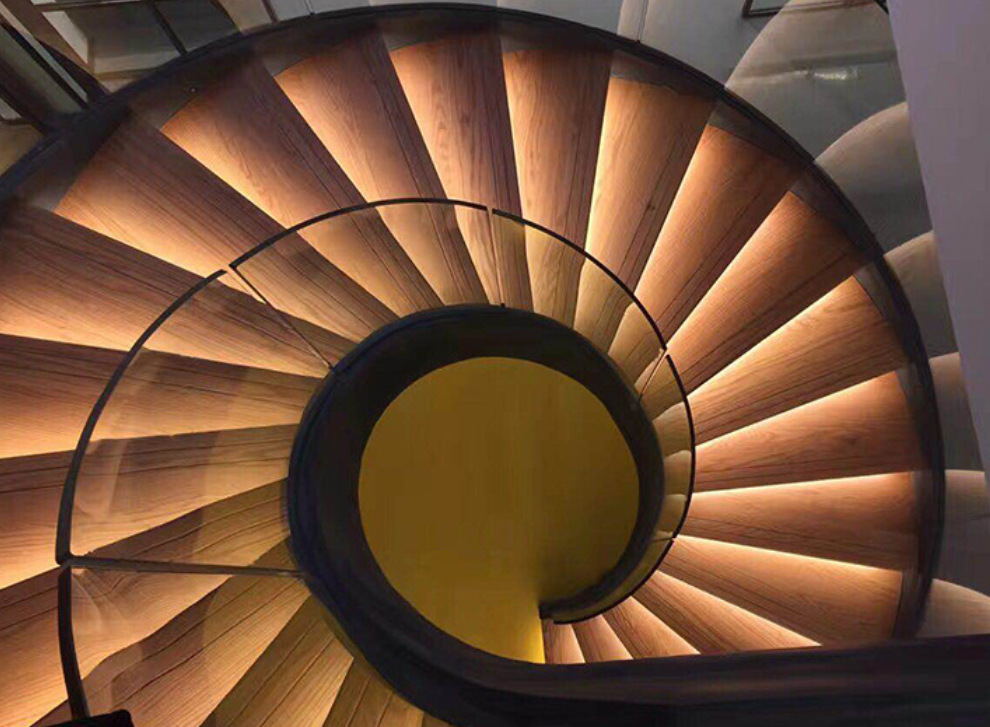 加工定制旋转楼梯室内楼梯商场会所室内旋转楼梯