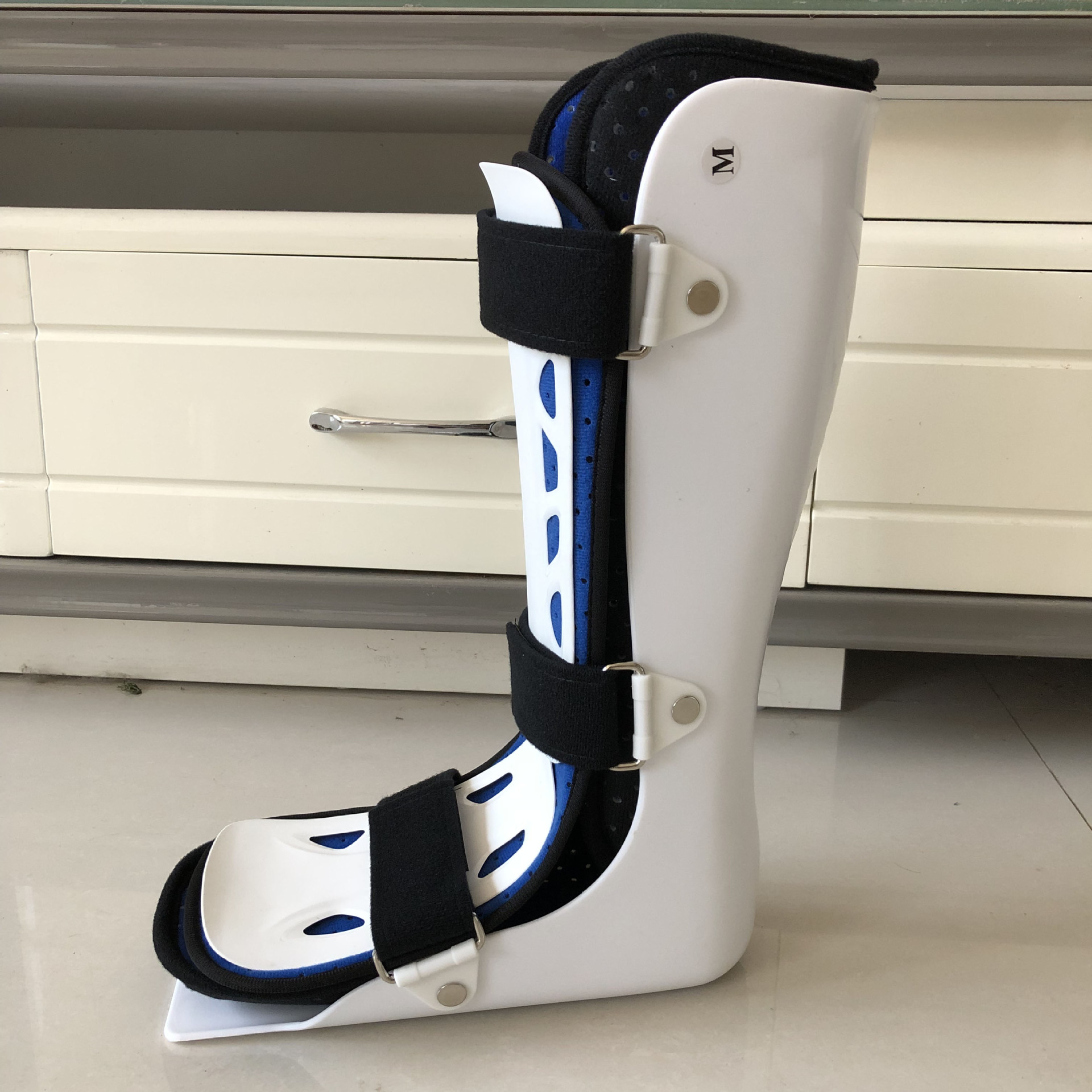 行走款踝关节固定支具骨折扭伤护具脚足踝固定支具踝足矫形器