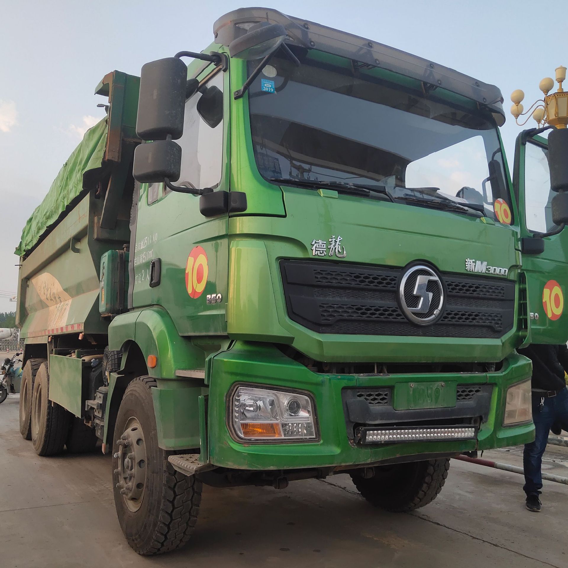 订金预留 二手德龙潍柴350 双桥油泵自卸车 2工程后八轮翻斗货车