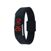 新款时尚LED显示运动手环手表 个性简约橡胶腕带手表批发