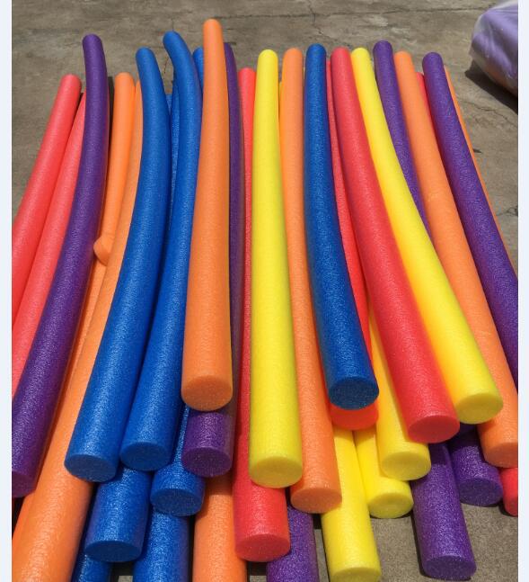 网红盲打蒙眼软棒对打抖音超火彩色海绵棒面条棒实心空心珍珠棉棒