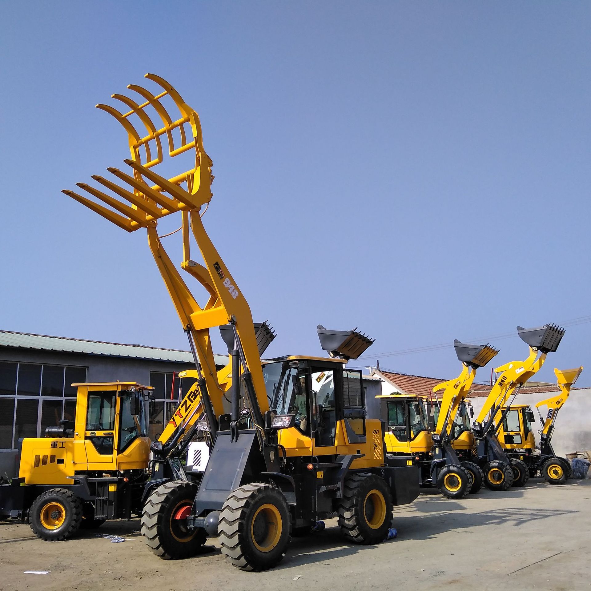 厂家直销单缸四驱液压轮式装载机 工地农用前卸式小铲车