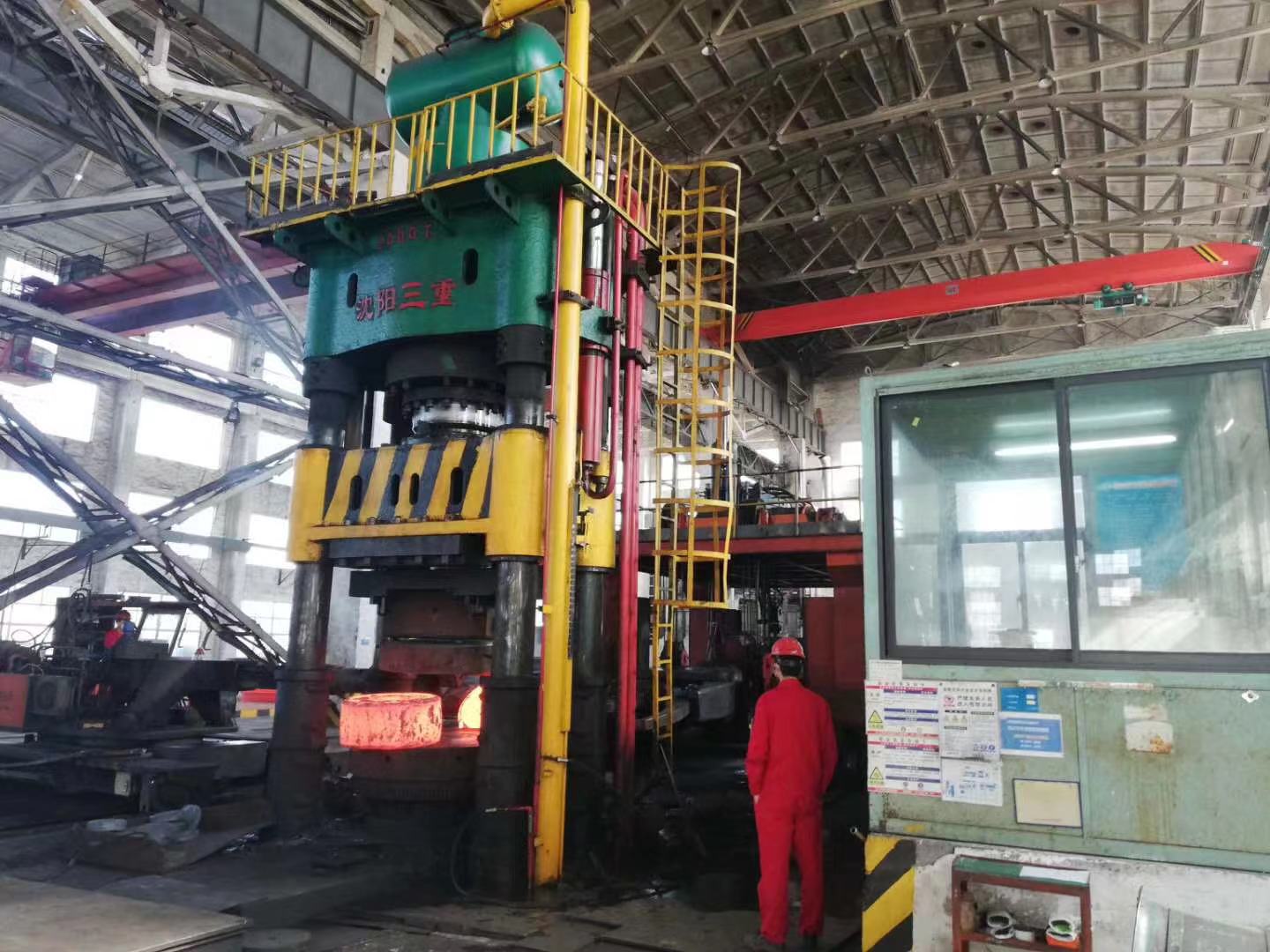 2000t快锻油压机