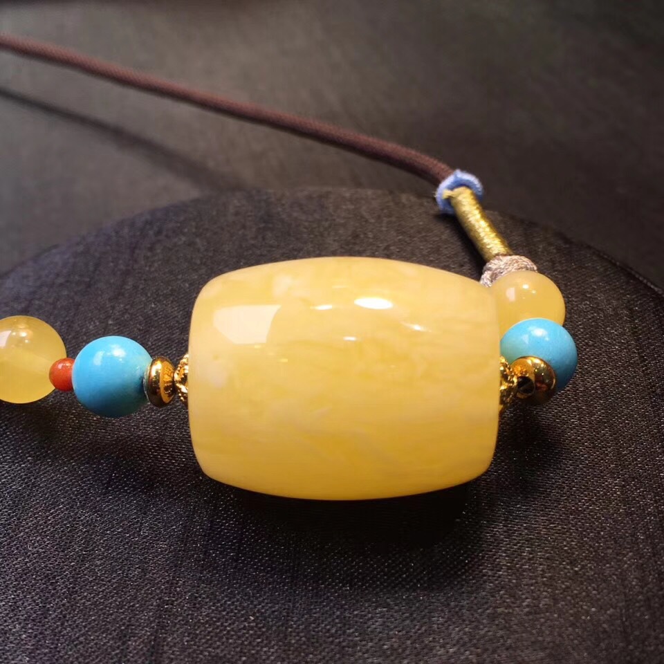 天然原矿蜜蜡桶珠锁骨链满蜜鸡油黄蜜蜡雕刻吊坠