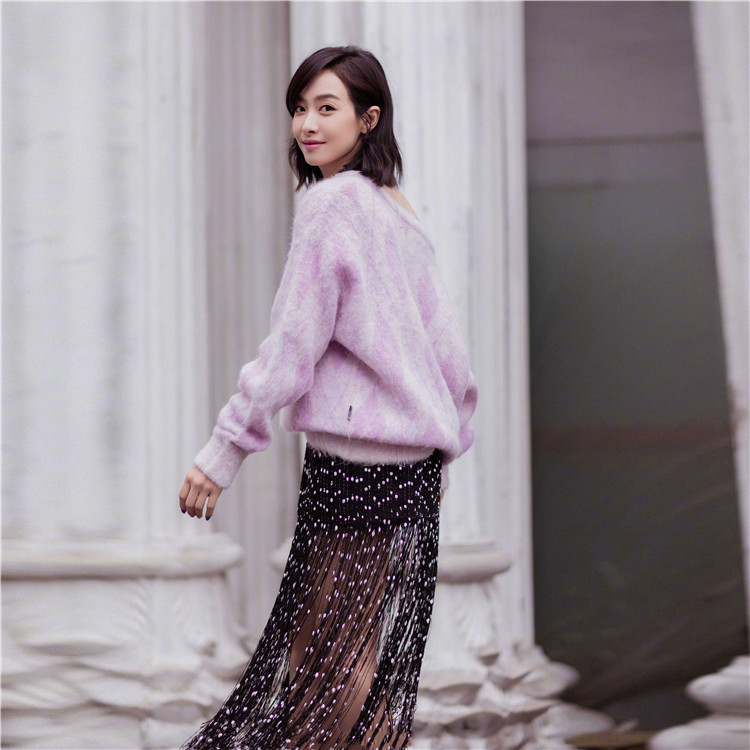 宋茜同款宽松百搭v领针织衫粉色格子长袖毛衣女黑色波点流苏半裙