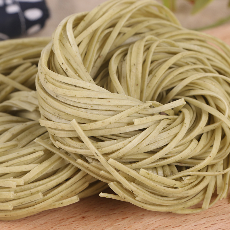 火锅麻辣烫散装方便面 手盘鸡蛋面菠菜面 散装大碗快餐面批发