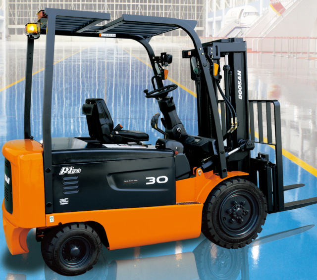 电动平衡重式叉车斗山叉车3吨厂库搬运车 负荷传感全液压转向系统