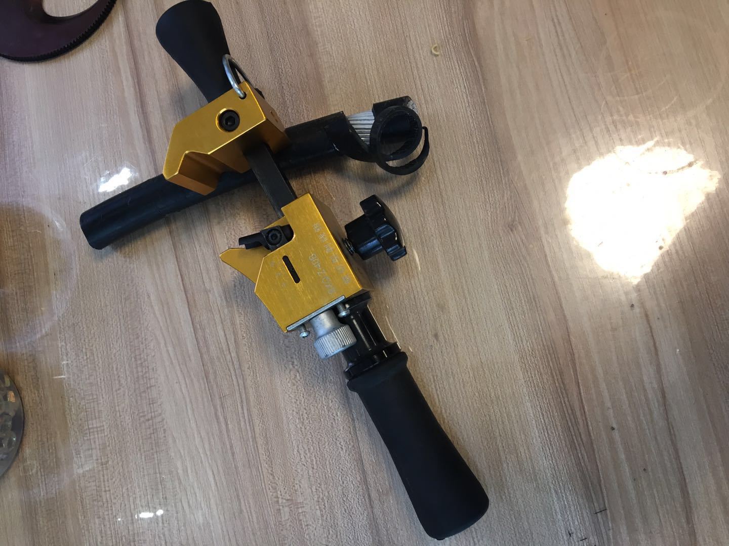 电缆剥线钳bxq-z-40b高压电缆剥皮器